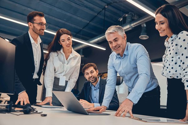 What Advances in Electrophoretic Displays Are Making E-Readers More Versatile?