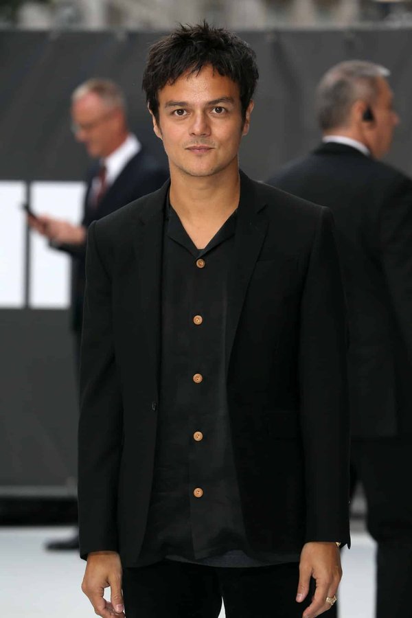 How to Prepare a First-Aid Response for Common Injuries in Adventure Dogs?